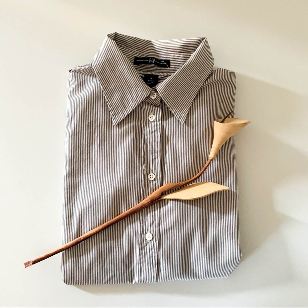 Gap T-shirt.
